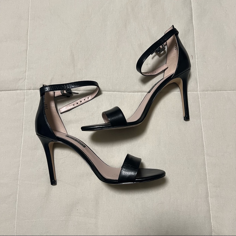 Nine West Mana Black Leather Ankle Strap Sandal 7.5